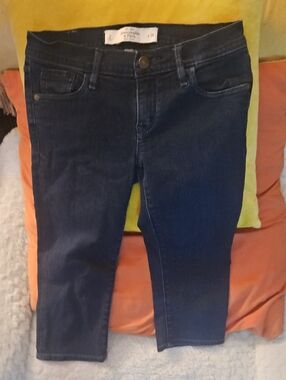 Abercrombie & Fitch Dark Blue Cropped Skinny Jeans Size 2